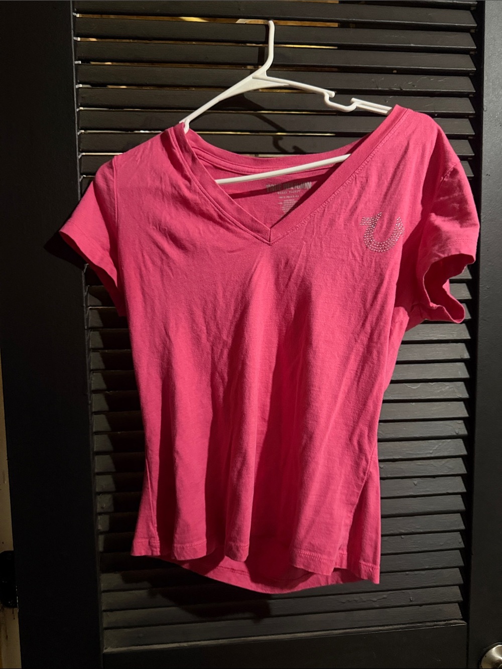 True Religion Women's V-Neck Short Sleeve Tee - Hot Pink